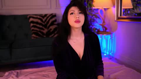 Snapshot of alenacapricious chatting on November 2025 06:09:02 PM alenacapricious online show from November 2025 06:09:02 PM