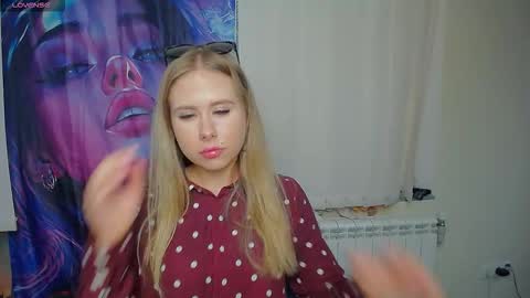 Snapshot of alenagessi_ chatting on September 2025 05:07:02 AM Alena online show from September 2025 05:07:02 AM