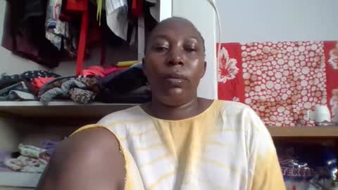 Noreen Kennth and Emilly online show from October 2025 07:07:02 AM