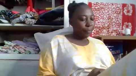 Noreen Kennth and Emilly online show from October 2025 06:52:02 AM