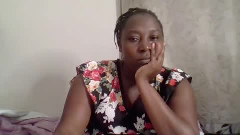 Snapshot of alesha_ chatting on February 2026 07:15:01 PM Noreen Kennth and Emilly online show from February 2026 07:15:01 PM