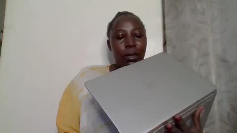 Snapshot of alesha_ chatting on March 2026 06:51:02 AM Noreen Kennth and Emilly online show from March 2026 06:51:02 AM