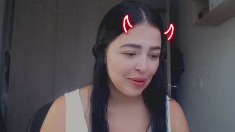 Snapshot of aleska__bell chatting on September 2025 03:47:02 PM Aleska online show from September 2025 03:47:02 PM