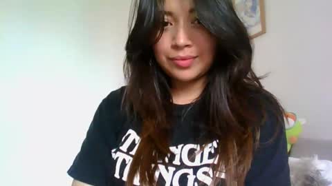 QUEEN OFF MILk  IM BACK  15 NOV online show from January 2026 08:03:01 PM