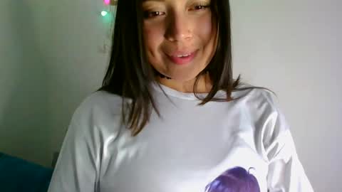 Snapshot of aleska_dollx chatting on February 2026 10:17:01 PM QUEEN OFF MILk IM BACK 15 NOV online show from February 2026 10:17:01 PM