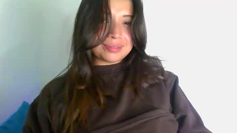 Snapshot of aleska_dollx chatting on March 2026 01:45:02 AM QUEEN OFF MILk IM BACK 15 NOV online show from March 2026 01:45:02 AM