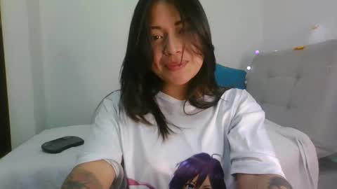 Snapshot of aleska_dollx chatting on March 2026 09:21:02 PM QUEEN OFF MILk IM BACK 15 NOV online show from March 2026 09:21:02 PM