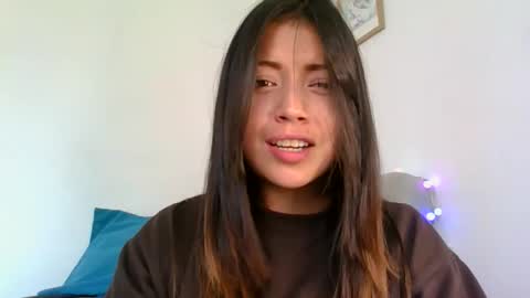 Snapshot of aleska_dollx chatting on March 2026 06:33:01 PM QUEEN OFF MILk IM BACK 15 NOV online show from March 2026 06:33:01 PM