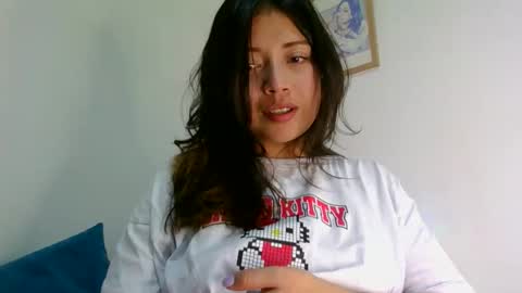 Snapshot of aleska_dollx chatting on March 2026 04:17:02 PM QUEEN OFF MILk IM BACK 15 NOV online show from March 2026 04:17:02 PM