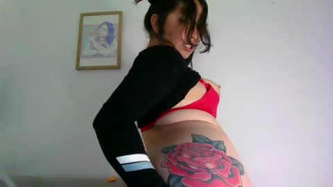 Snapshot of aleska_dollx chatting on April 2026 06:04:02 PM QUEEN OFF MILk IM BACK 15 NOV online show from April 2026 06:04:02 PM