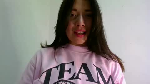 Snapshot of aleska_dollx chatting on April 2026 08:34:02 PM QUEEN OFF MILk IM BACK 15 NOV online show from April 2026 08:34:02 PM