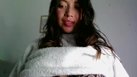 Snapshot of aleska_dollx chatting on April 2026 03:09:01 PM QUEEN OFF MILk IM BACK 15 NOV online show from April 2026 03:09:01 PM