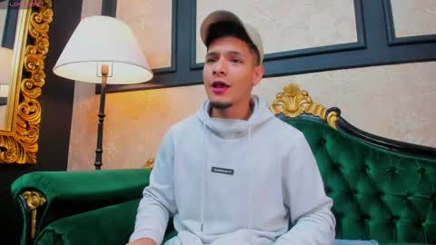 Snapshot of aless_king chatting on March 2025 11:40:01 AM Alessandro King online show from March 2025 11:40:01 AM