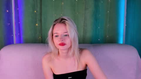 alessakiss online show from April 2026 02:03:02 AM