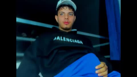 Snapshot of alessandro__777 chatting on October 2025 06:20:02 AM Alessandro online show from October 2025 06:20:02 AM