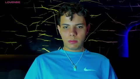 Alessandro online show from April 2026 05:30:01 AM