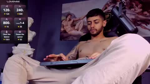 Snapshot of alessandro_duty chatting on March 2025 02:36:01 AM Alessandro INDEPENDENT MODEL online show from March 2025 02:36:01 AM