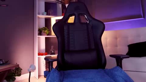 Snapshot of alessandro_duty chatting on October 2025 02:41:02 AM Alessandro INDEPENDENT MODEL online show from October 2025 02:41:02 AM