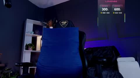 Snapshot of alessandro_duty chatting on November 2025 03:30:02 AM Alessandro INDEPENDENT MODEL online show from November 2025 03:30:02 AM