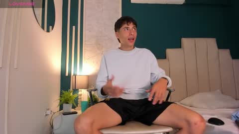 Snapshot of alessandro_dybala chatting on January 2025 11:59:02 AM Alessandro Dybala online show from January 2025 11:59:02 AM