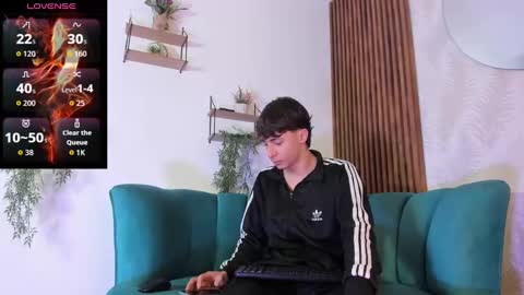 Snapshot of alessandro_dybala chatting on September 2025 12:18:02 PM Alessandro Dybala online show from September 2025 12:18:02 PM
