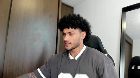 Alessandro Vanni online show from January 2025 09:12:01 PM