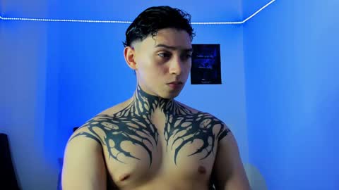 Snapshot of alessandro_wolf chatting on February 2025 12:25:02 AM Alessandro online show from February 2025 12:25:02 AM