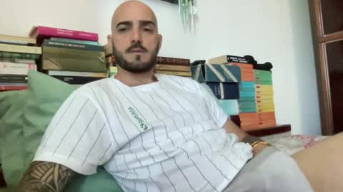 alessandromori91 online show from April 2026 09:29:01 AM