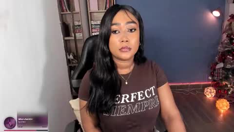 Snapshot of alessia_anderson07 chatting on December 2025 10:43:01 AM Yy online show from December 2025 10:43:01 AM