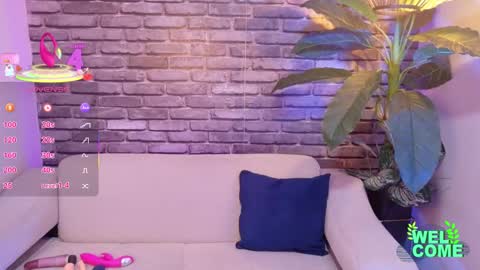 Snapshot of alessia_faccheti chatting on October 2025 09:04:01 PM Sara online show from October 2025 09:04:01 PM