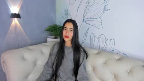 A L E S S I A online show from March 2025 08:33:02 PM