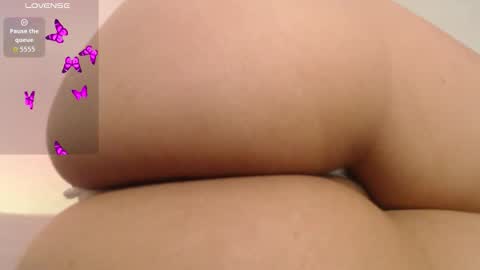 Snapshot of alessia_santorinni chatting on October 2025 03:45:01 PM alessia_santorinni online show from October 2025 03:45:01 PM