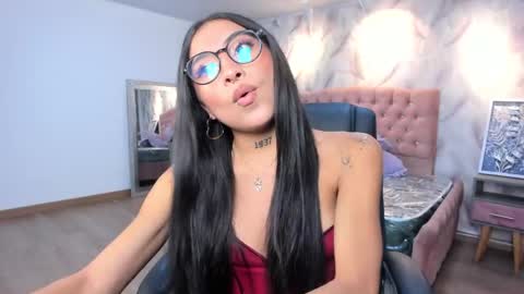 Snapshot of alessia_storm_ chatting on May 2026 02:09:02 AM Alessia online show from May 2026 02:09:02 AM