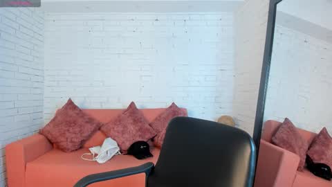 Alessia  Everyday From 0530 to 1430 Col Time online show from October 2025 12:42:02 PM