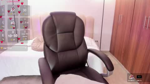  Alessia Will  online show from September 2025 03:32:02 AM