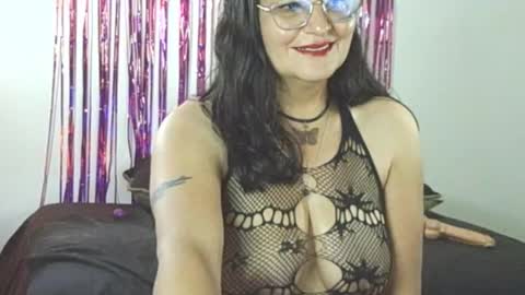Snapshot of alessiabobs chatting on February 2025 02:28:02 AM Allesiaboobs online show from February 2025 02:28:02 AM