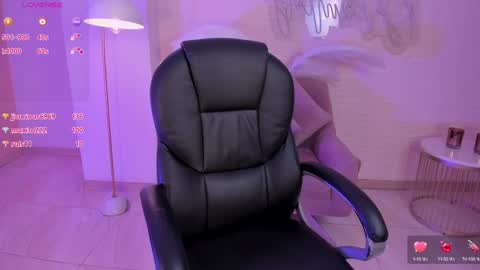 Snapshot of alessiacorleone_ chatting on January 2025 09:03:01 PM Alessia online show from January 2025 09:03:01 PM