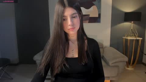 Snapshot of alessiacorleone_ chatting on January 2025 12:01:01 AM Alessia online show from January 2025 12:01:01 AM