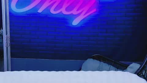 alessiacroft online show from May 2026 04:07:02 AM