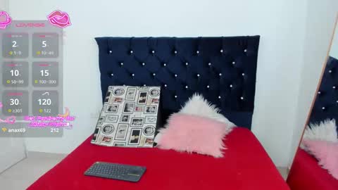 Snapshot of alessiakaunn chatting on December 2025 10:47:01 PM Alison online show from December 2025 10:47:01 PM