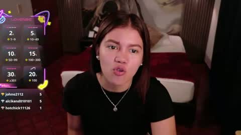 Snapshot of alessiamonroe_ chatting on June 2026 08:29:02 PM alessiamonroe_ online show from June 2026 08:29:02 PM