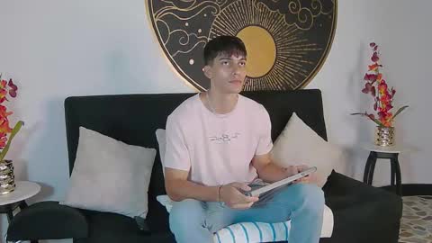 Snapshot of alessiovitale chatting on November 2025 12:04:01 PM Alessio online show from November 2025 12:04:01 PM