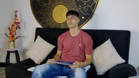 Snapshot of alessiovitale chatting on November 2025 01:07:02 PM Alessio online show from November 2025 01:07:02 PM