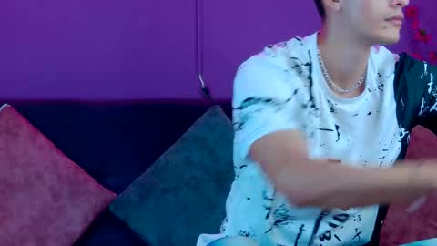 Snapshot of alessiovitale chatting on November 2025 01:37:02 PM Alessio online show from November 2025 01:37:02 PM