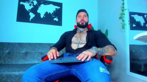 Aless Rose online show from February 2026 07:35:01 PM