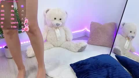 Snapshot of alessyaaa chatting on October 2025 10:31:01 PM Ale online show from October 2025 10:31:01 PM