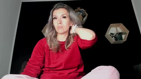 alesys69 online show from April 2026 09:28:02 PM