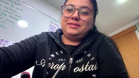 Alejandra online show from October 2025 06:23:02 AM