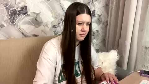 Snapshot of aletta_oushen chatting on February 2025 02:16:01 PM Aletta Oushen online show from February 2025 02:16:01 PM
