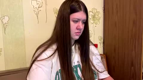 Snapshot of aletta_oushen chatting on February 2025 02:49:01 PM Aletta Oushen online show from February 2025 02:49:01 PM